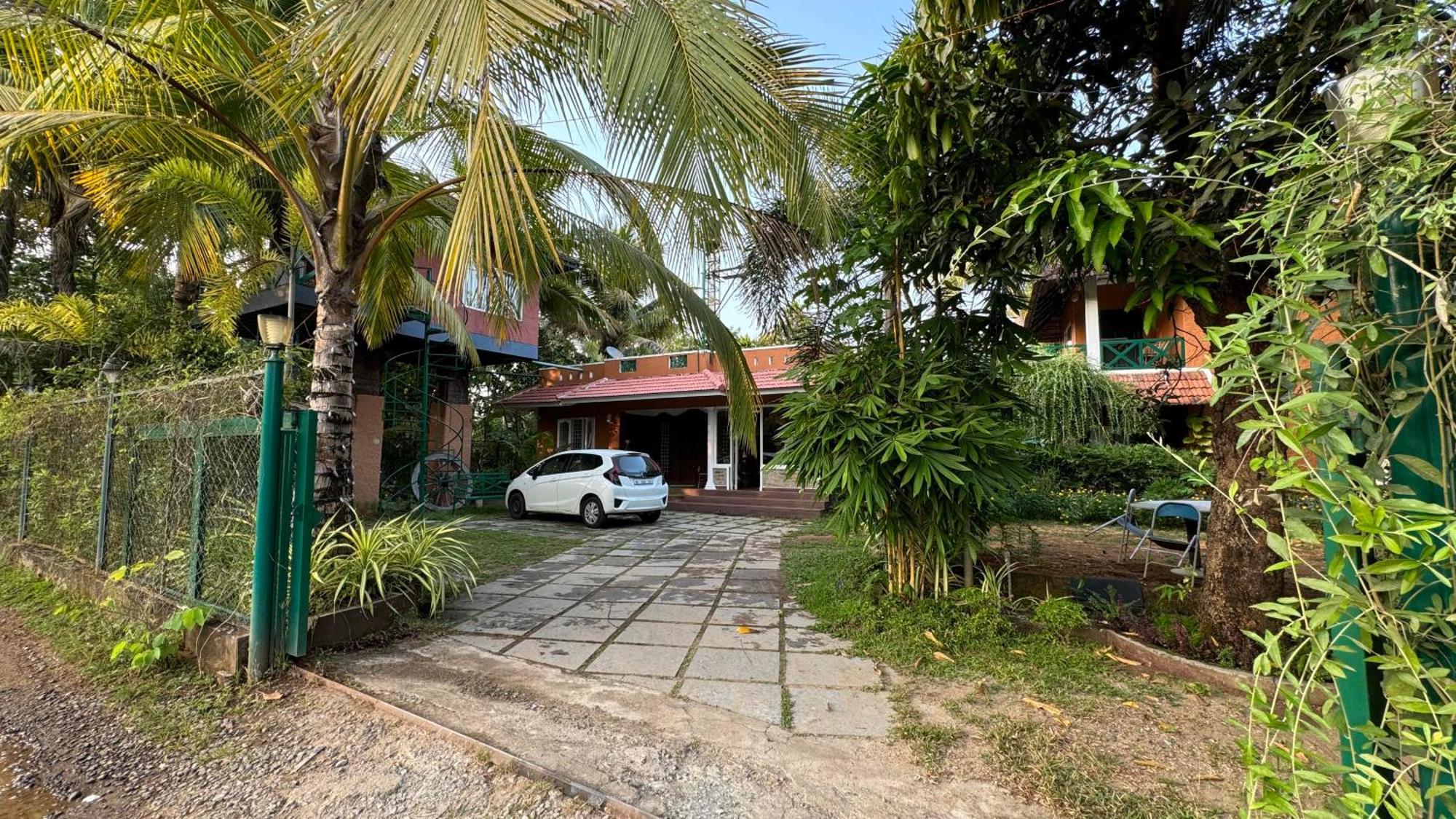 Garggi Kumarakom Village Homestay Exterior foto
